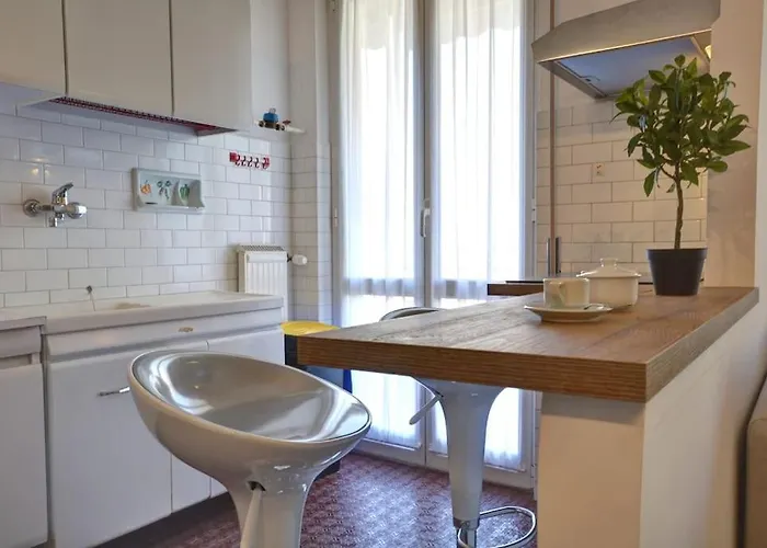 Casa Erica, Balcone E Wifi 아파트